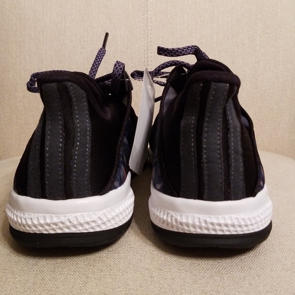 *LAST ONE* adidas Gymbreaker Sneakers - Picture 2 of 8